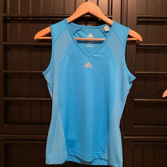 Adidas sleeveless tank - Picture 1 of 6